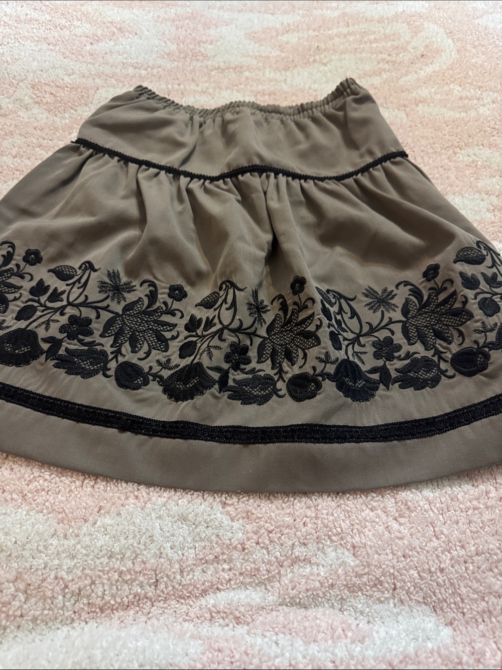 Bu and the duck wool Brown Skirt with Black Floral Embroidery
